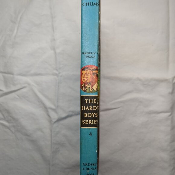 The Hardy Boys Book 4 The Missing Chums - Picture 3 of 4